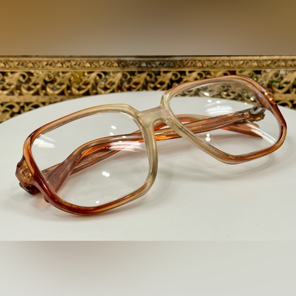 Logo Paris - Rx - Amber Ombré Oversized Vintage Eyeglass Frames - GUC, Unisex - Picture 16 of 16